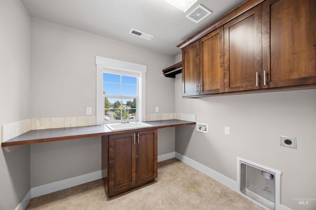 10049 W Chino Dr, Star, ID 83669