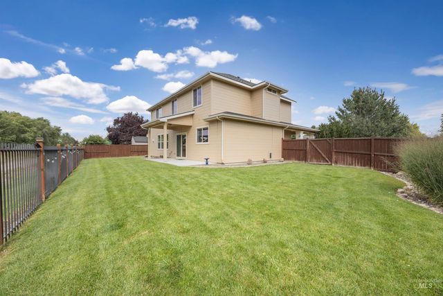 10049 W Chino Dr, Star, ID 83669