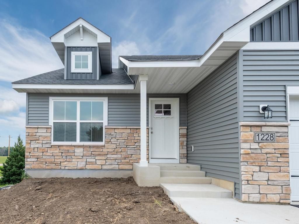 1228 Olivia Street SE, New Prague, MN 56071 — photo 3