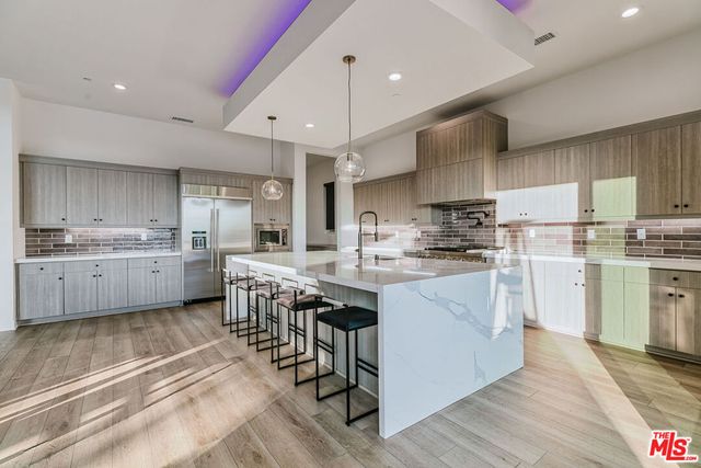 11811 N Greenwood Drive, Porter Ranch, CA 91326