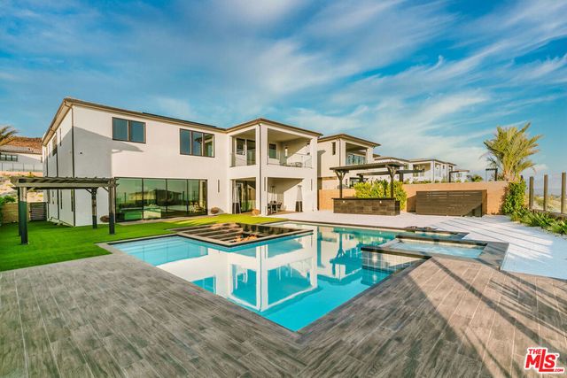 11811 N Greenwood Drive, Porter Ranch, CA 91326