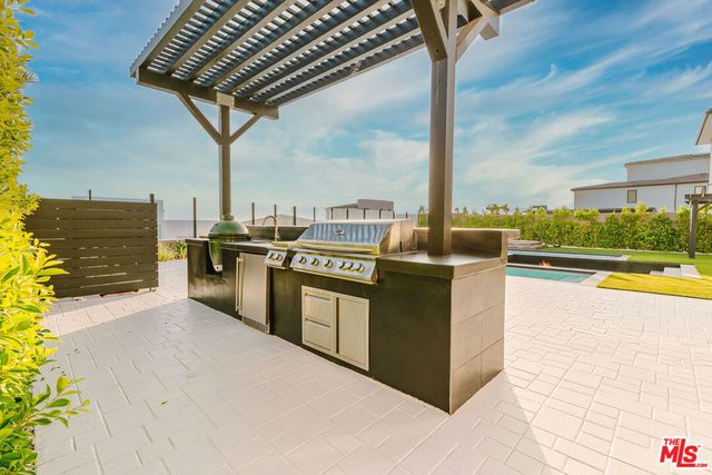 11811 N Greenwood Drive, Porter Ranch, CA 91326