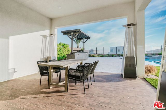 11811 N Greenwood Drive, Porter Ranch, CA 91326