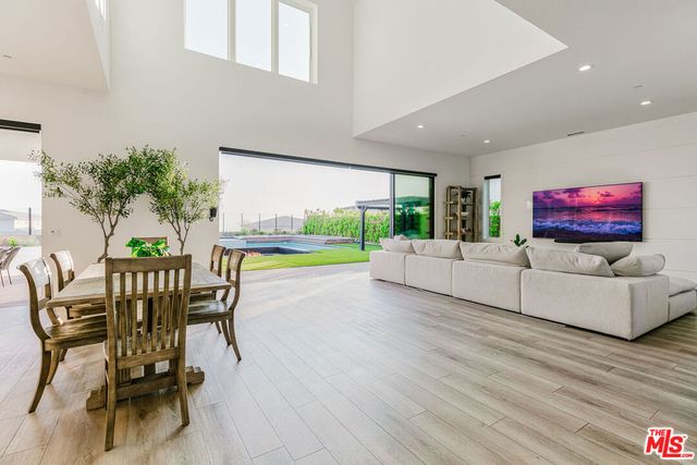 11811 N Greenwood Drive, Porter Ranch, CA 91326