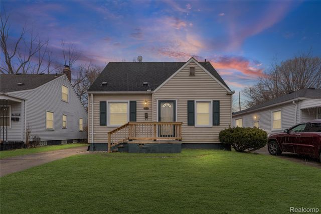 20228 Washtenaw Street, Harper Woods, MI 48225