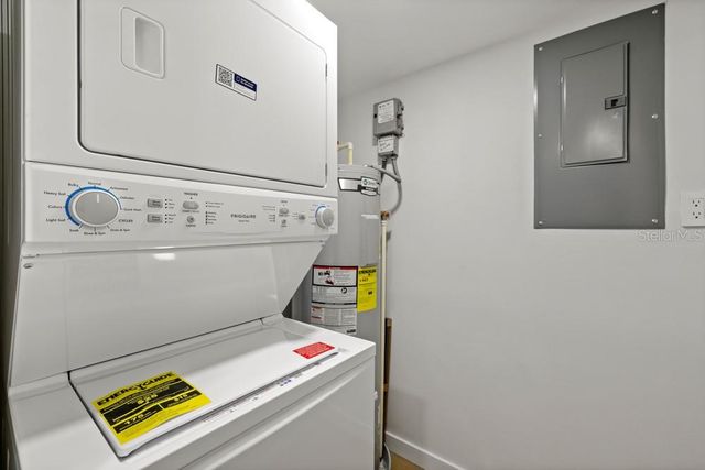 1055 KENSINGTON PARK DRIVE 205, Altamonte Springs, FL 32714