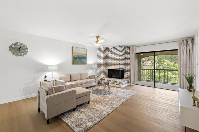 1055 KENSINGTON PARK DRIVE 205, Altamonte Springs, FL 32714