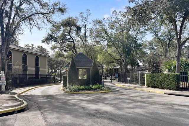 1055 KENSINGTON PARK DRIVE 205, Altamonte Springs, FL 32714