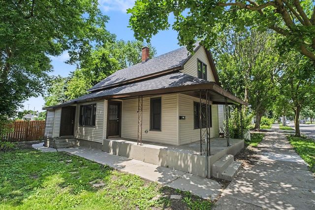 651 Mc Reynolds Avenue, Grand Rapids, MI 49504