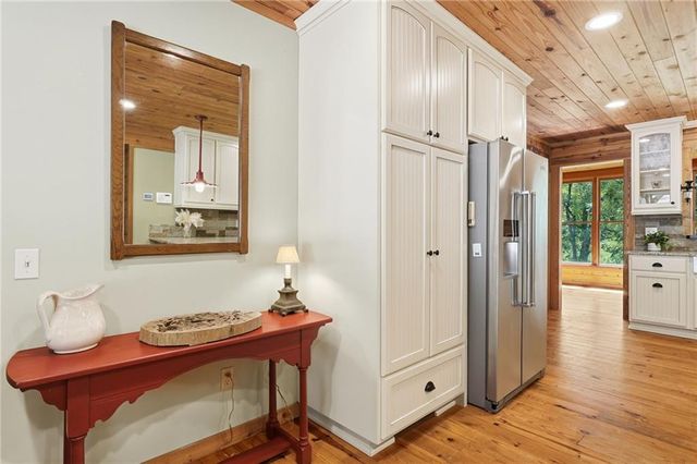 400 Foster Coltrane Lane, Ball Ground, GA 30107