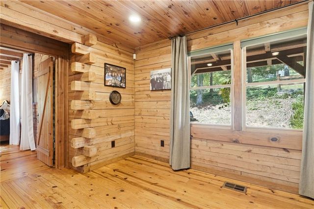 400 Foster Coltrane Lane, Ball Ground, GA 30107