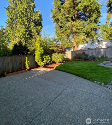 11215 NE 116th Place, Kirkland, WA 98034