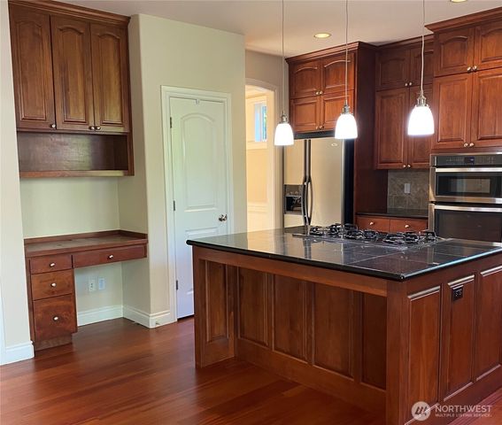 11215 NE 116th Place, Kirkland, WA 98034