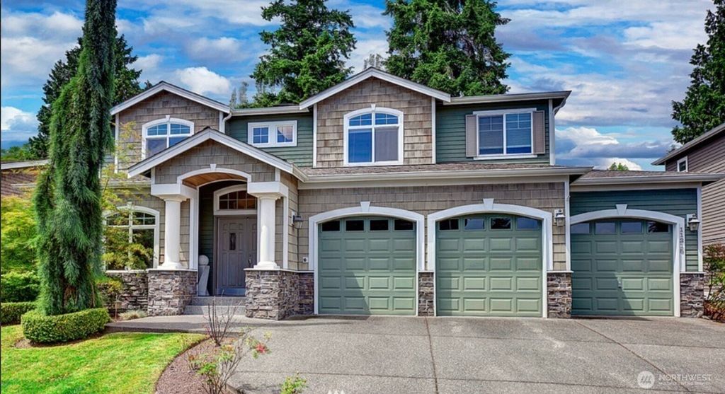 11215 NE 116th Place, Kirkland, WA 98034