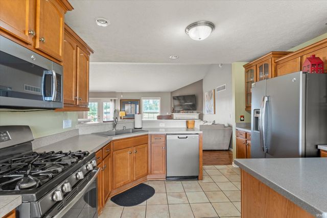 51807 Cresswell Drive, South Bend, IN 46628