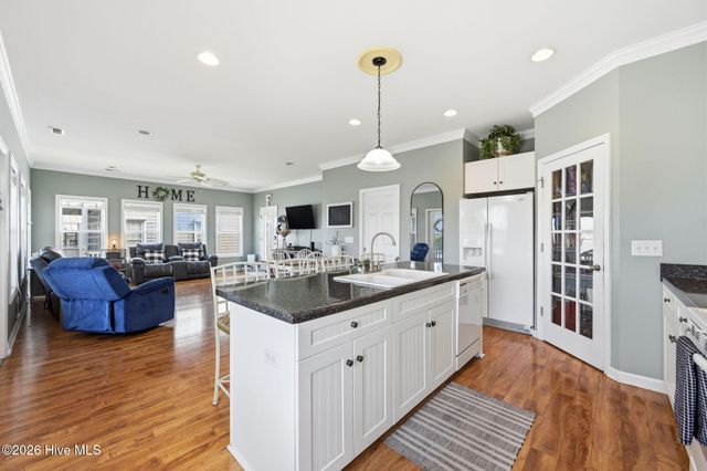 3055 3rd Street, Surf City, NC 28445