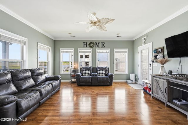 3055 3rd Street, Surf City, NC 28445