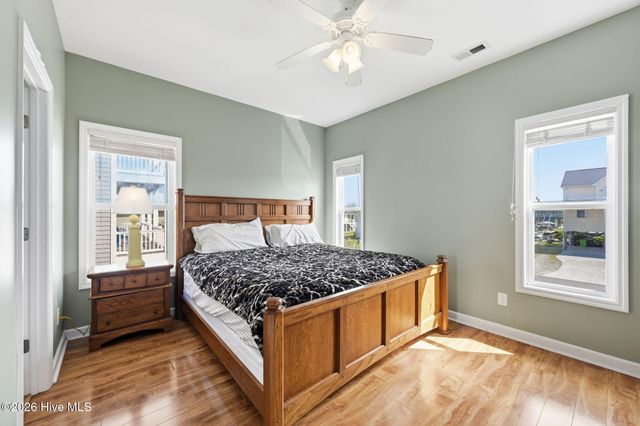 3055 3rd Street, Surf City, NC 28445