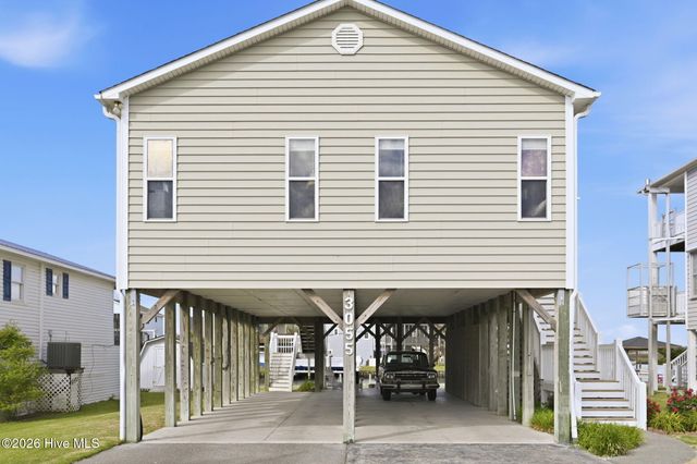 3055 3rd Street, Surf City, NC 28445