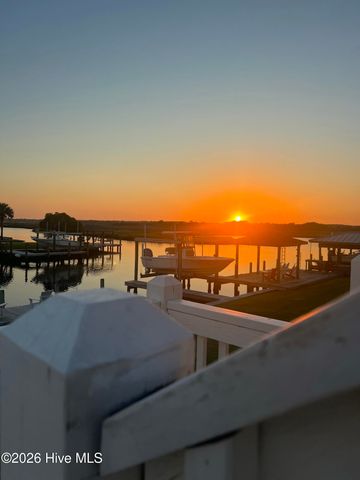 3055 3rd Street, Surf City, NC 28445