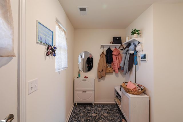 6031 Willutuck Drive, Boiling Springs, SC 29316