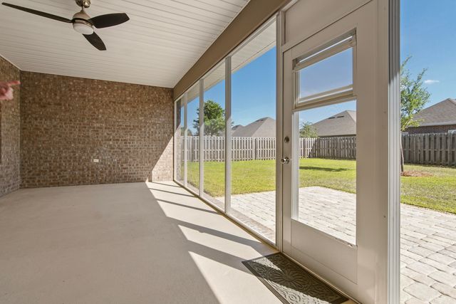 388 Lilly Bell Lane, Freeport, FL 32439