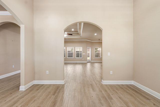 388 Lilly Bell Lane, Freeport, FL 32439
