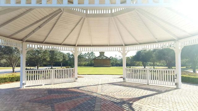388 Lilly Bell Lane, Freeport, FL 32439