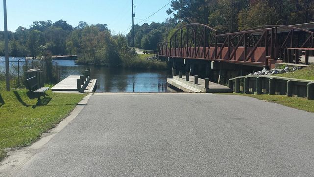 388 Lilly Bell Lane, Freeport, FL 32439
