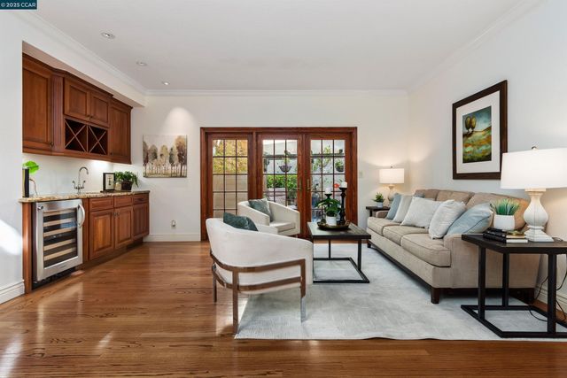 226 Lakeridge Way, San Ramon, CA 94582