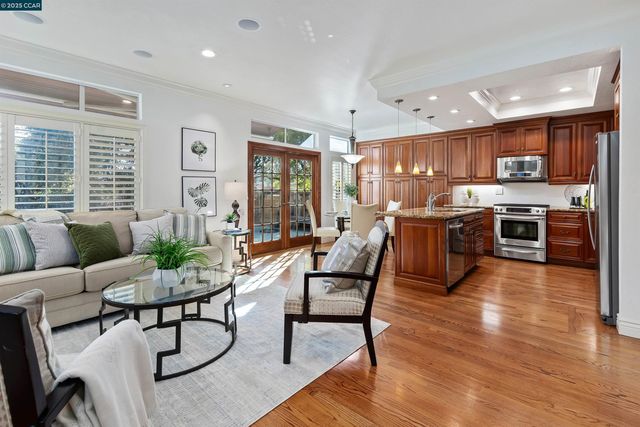 226 Lakeridge Way, San Ramon, CA 94582