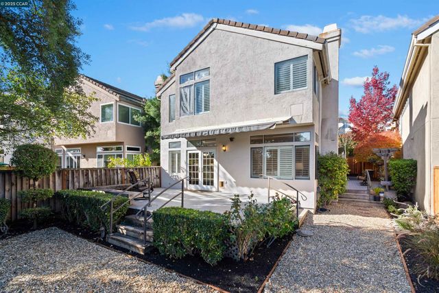 226 Lakeridge Way, San Ramon, CA 94582