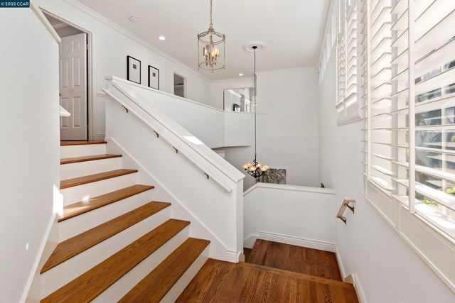 226 Lakeridge Way, San Ramon, CA 94582