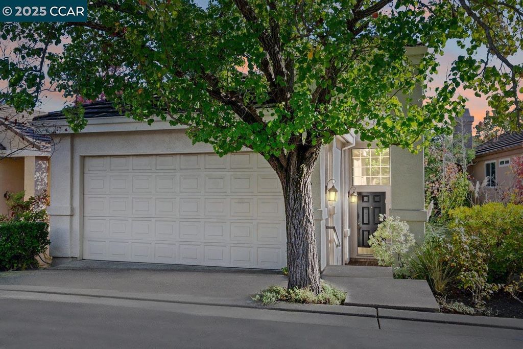 226 Lakeridge Way, San Ramon, CA 94582
