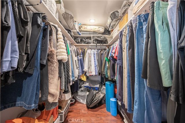 20138 Elkwood Street, Winnetka, CA 91306