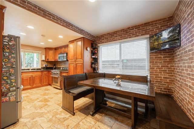 20138 Elkwood Street, Winnetka, CA 91306