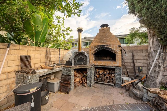 20138 Elkwood Street, Winnetka, CA 91306