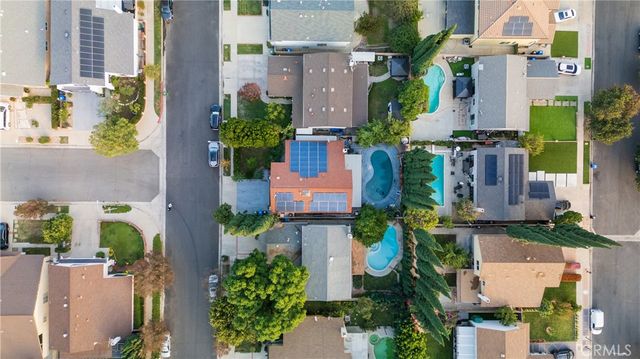 20138 Elkwood Street, Winnetka, CA 91306