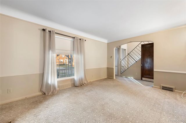 12833 Ward Street, Southgate, MI 48195