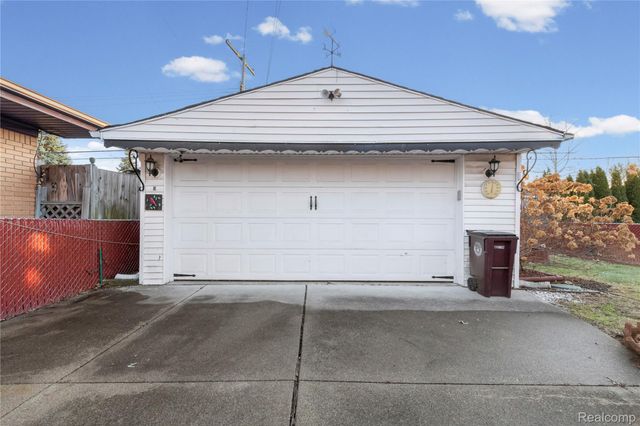 12833 Ward Street, Southgate, MI 48195