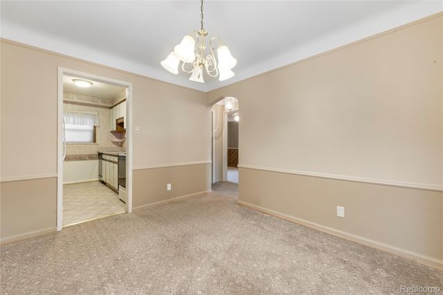 12833 Ward Street, Southgate, MI 48195