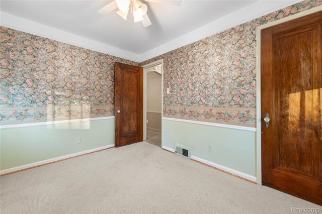 12833 Ward Street, Southgate, MI 48195