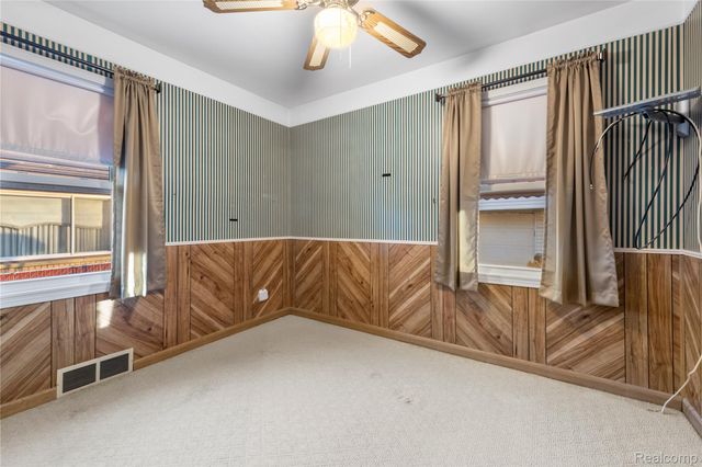 12833 Ward Street, Southgate, MI 48195