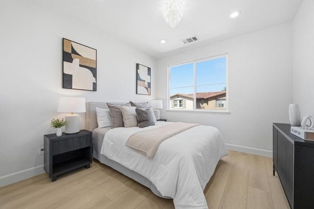 321 Santa Diana Terrace, Sunnyvale, CA 94085