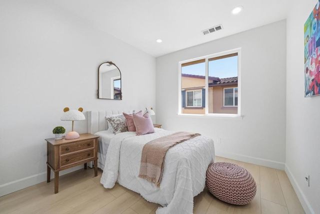 321 Santa Diana Terrace, Sunnyvale, CA 94085