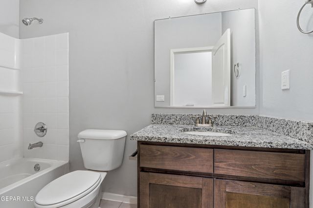 11500 SUMMER Drive B, Socorro, TX 79927