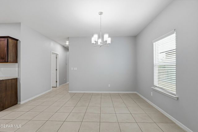 11500 SUMMER Drive B, Socorro, TX 79927