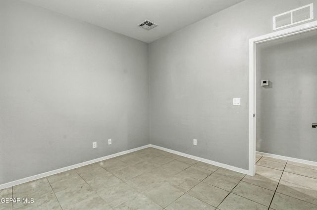 11500 SUMMER Drive B, Socorro, TX 79927