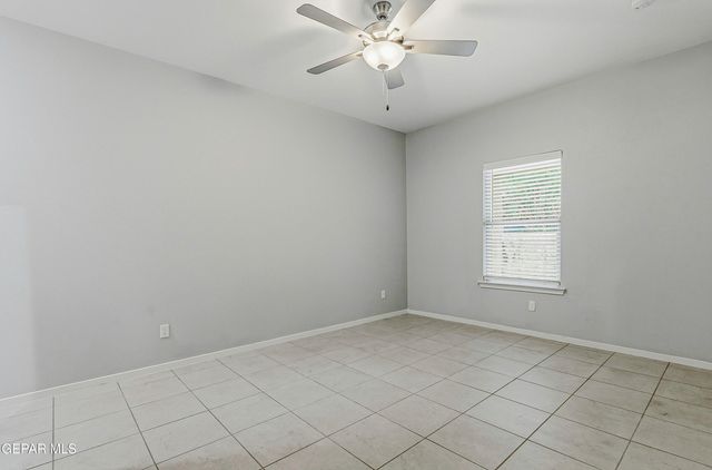 11500 SUMMER Drive B, Socorro, TX 79927