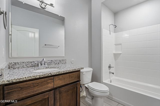 11500 SUMMER Drive B, Socorro, TX 79927